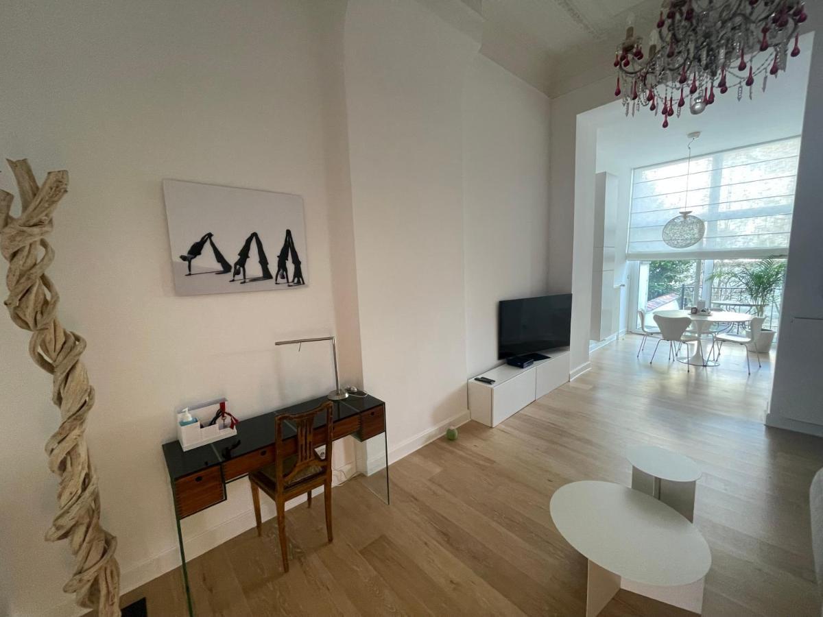 Apartment In Trendy Chatelain Center Brussels Area Little Garden Internet Wifi Екстер'єр фото