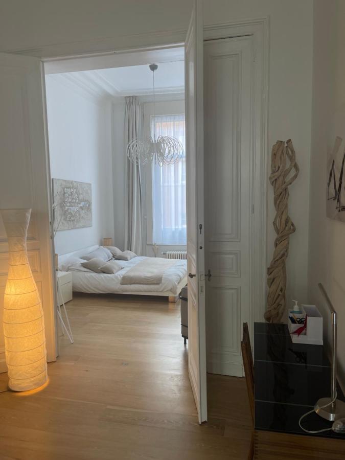 Apartment In Trendy Chatelain Center Brussels Area Little Garden Internet Wifi Екстер'єр фото